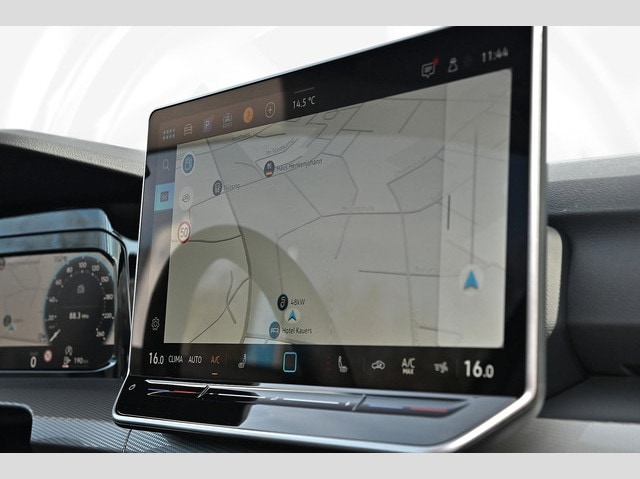 Volkswagen Golf 1.5 TSI Style