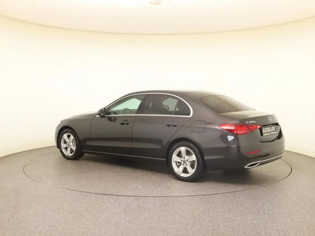 Mercedes-Benz C 400 4MATIC Sedan