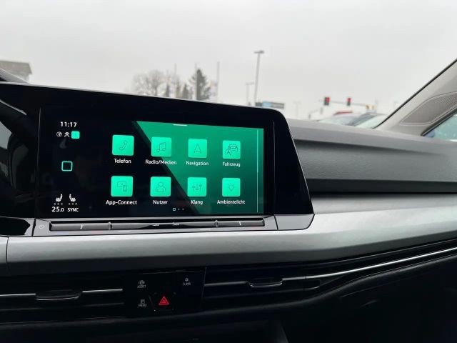 Volkswagen Golf DSG Life Variant