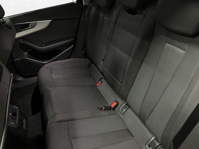 Audi A4 40 TDI Avant Quattro S-Line S-Tronic