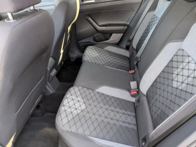 Volkswagen Taigo 1.5 TSI R-Line