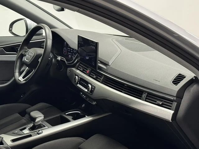 Audi A4 40 TDI Avant S-Tronic