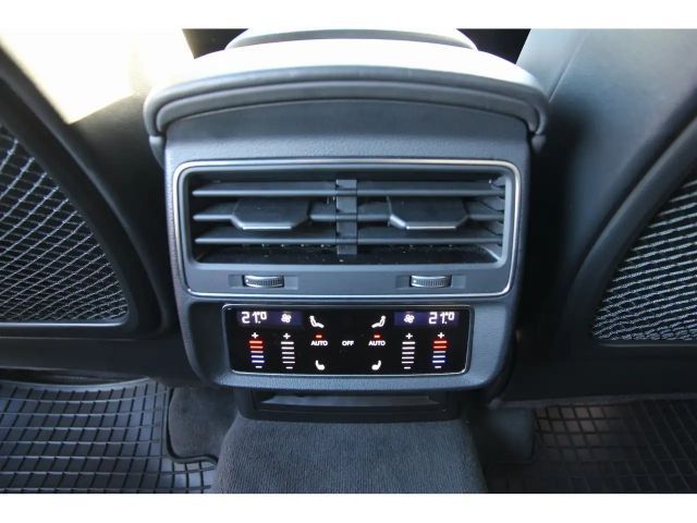 Audi Q7 50 TDI Quattro S-Line