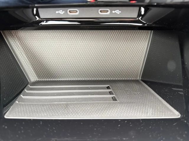 Volkswagen Golf DSG Sport Variant