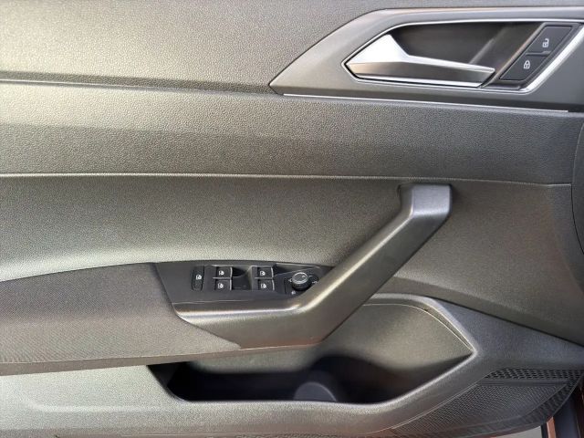 Volkswagen Taigo 1.0 TSI DSG R-Line