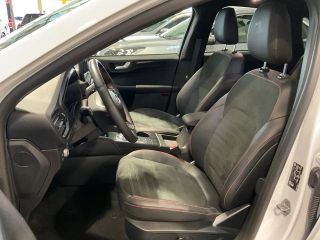 Ford Kuga Plug in Hybrid ST Line X