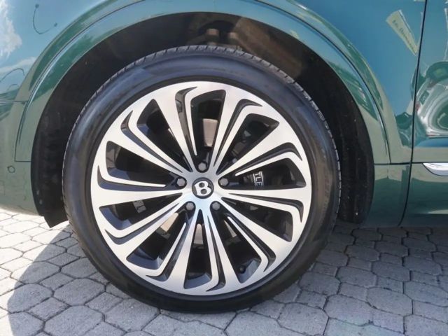 Bentley Bentayga Hybrid