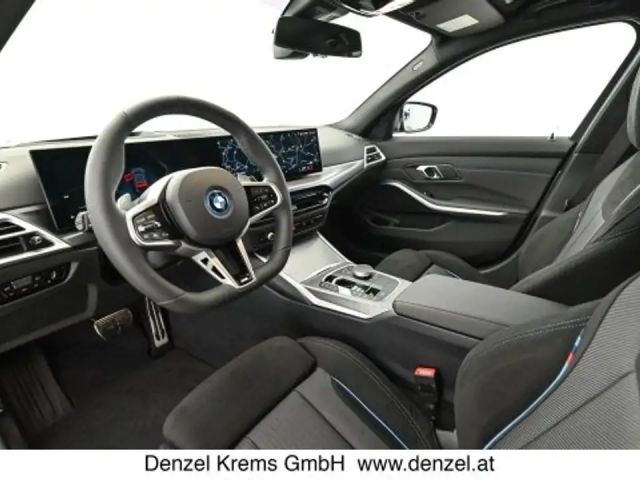 BMW 330 330e Touring xDrive