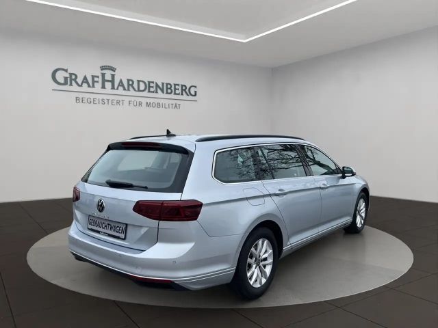 Volkswagen Passat 2.0 TDI Business DSG Variant