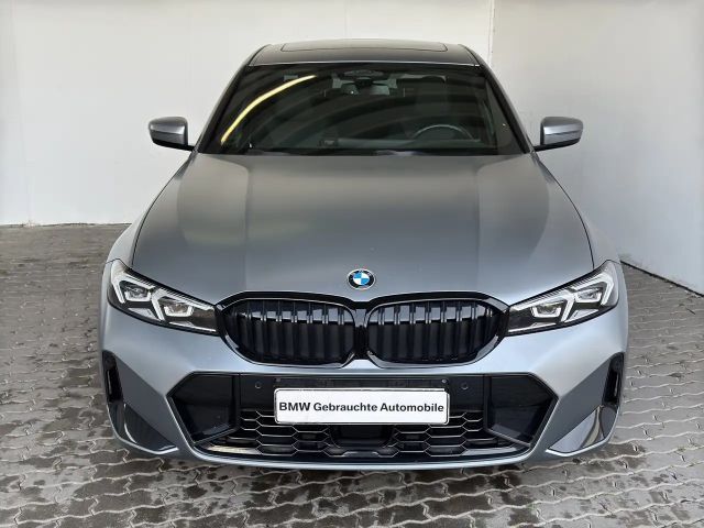 BMW 320 320d M-Sport Sedan xDrive