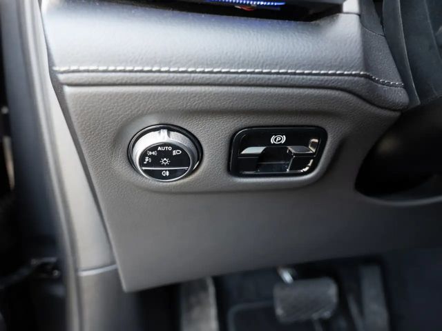 Mercedes-Benz EQE SUV 350