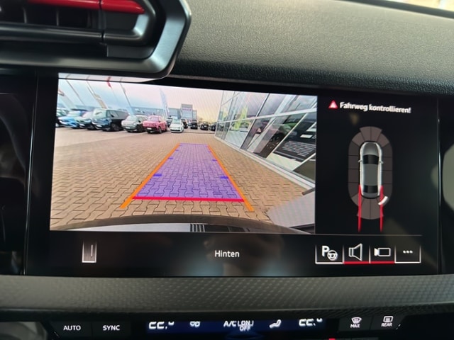 Audi RS3 Quattro S-Tronic Sedan