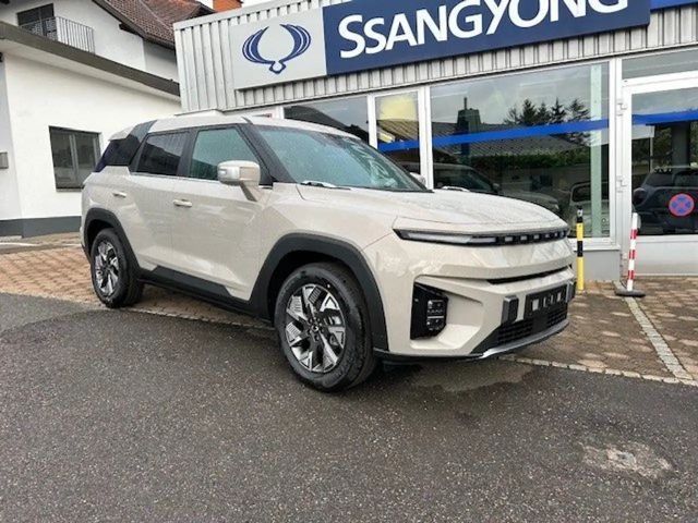 SsangYong Torres EVX