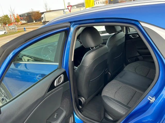 Kia XCeed PHEV Vision