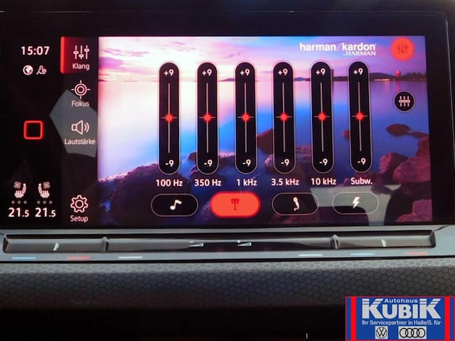 Volkswagen Golf Style