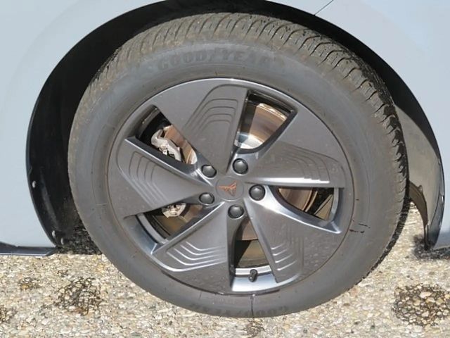 Cupra Born Sitzheizung Parkhilfe VO+HI