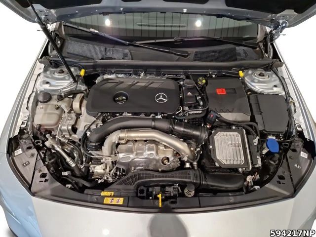 Mercedes-Benz CLA 250 4MATIC AMG Line Coupé