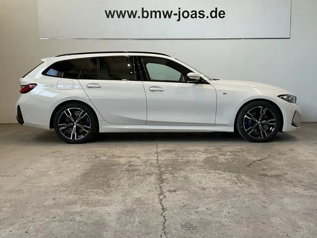 BMW 330 330d M-Sport Touring xDrive