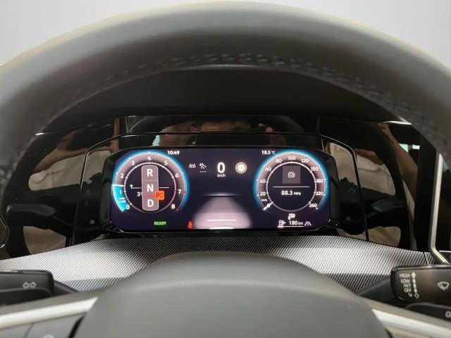 Volkswagen Golf Golf VIII R-Line