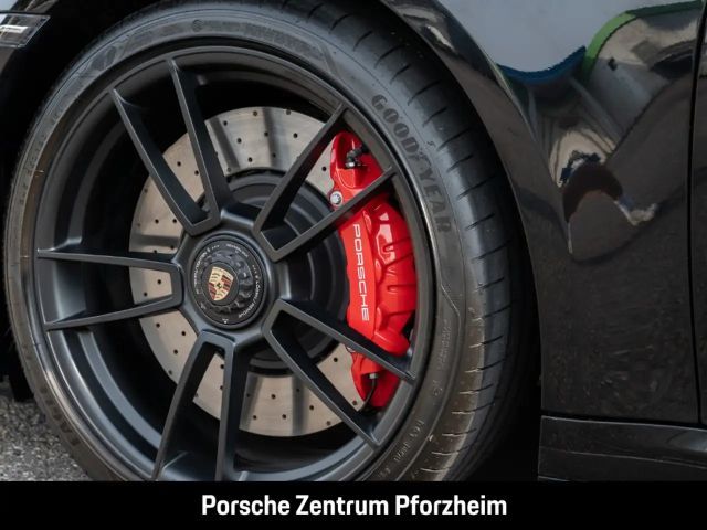 Porsche 992 4 Cabrio Carrera GTS