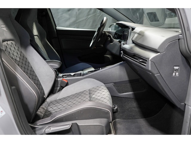 Volkswagen Golf 1.5 eTSI IQ.Drive R-Line Variant