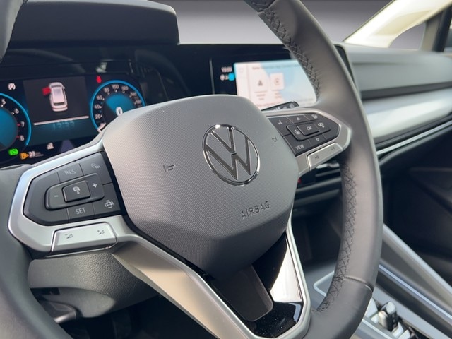 Volkswagen Golf DSG Golf VIII Life Variant