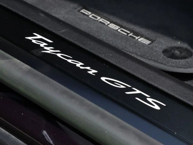 Porsche Taycan GTS