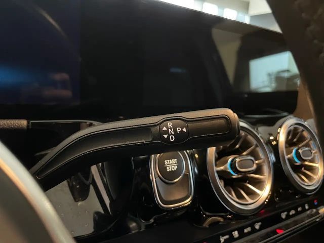 Mercedes-Benz EQA 300 4MATIC