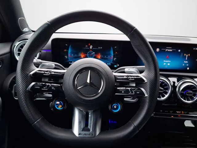 Mercedes-Benz A 35 AMG 4MATIC AMG Line
