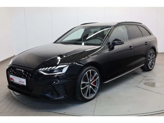 Audi S4 Avant Quattro