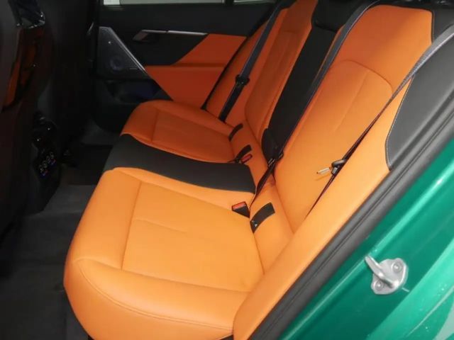 BMW M5 BOWERS & WILKINS - HAAK - PANO