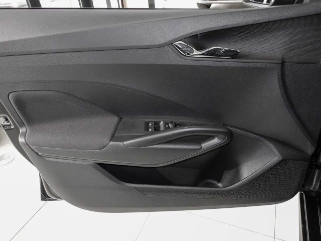 Skoda Fabia 1.0 MPI Essence LED PDC SHZ SOUNDSYS SPURH