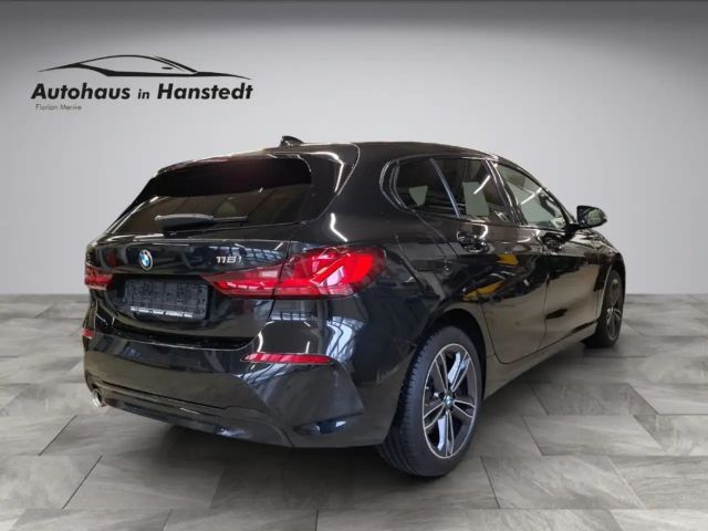 BMW 116 116i Sedan Sport Line