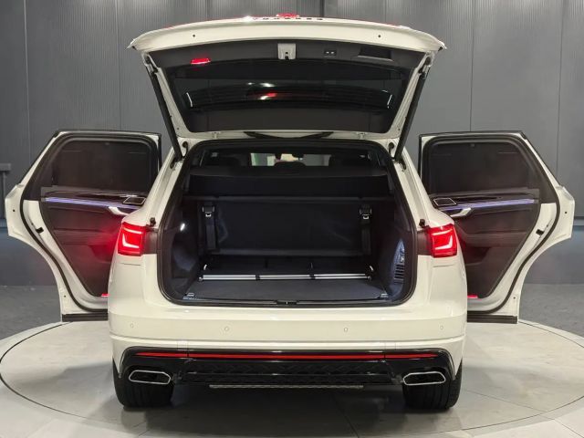 Volkswagen Touareg R-Line Style