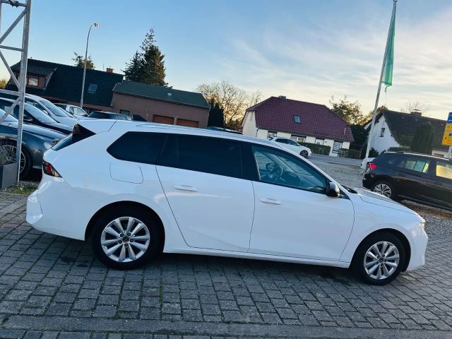 Opel Astra Elegance Sports Tourer