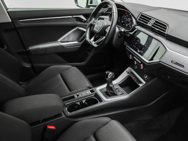 Audi Q3 45 TFSI Hybride S-Line