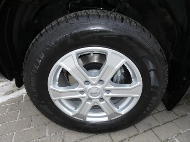 Toyota Land Cruiser 2.8 "Executive" #4WD #AHK #LEDER #JBL #SHZ