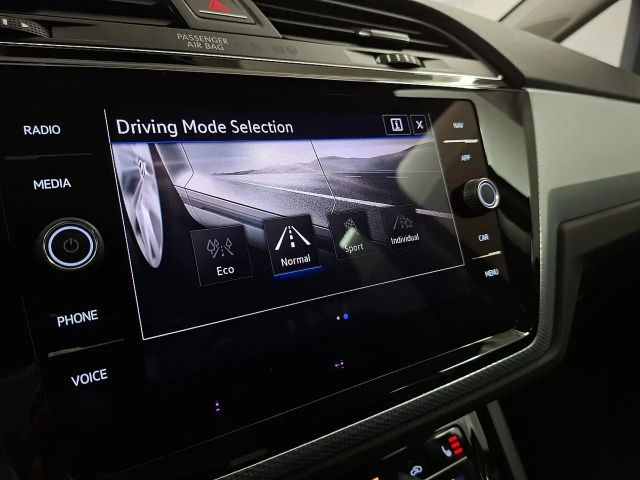 Volkswagen Touran DSG IQ.Drive Life