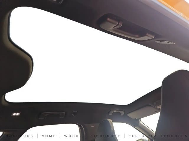 Ford Capri AWD Premium