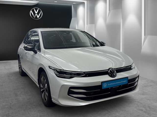 Volkswagen Golf 1.5 eTSI Golf VIII