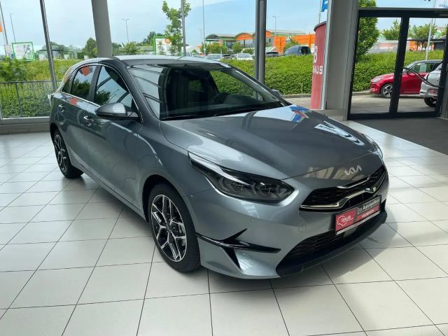 Kia Ceed 1.5T 48V DCT 140 ULTIMATE STY