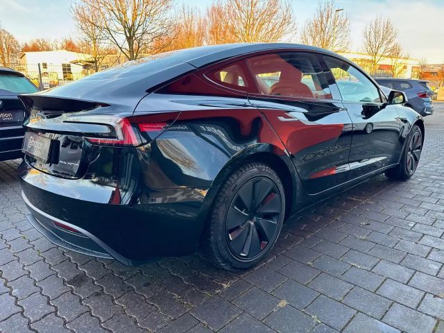 Tesla Model 3 AWD Long Range