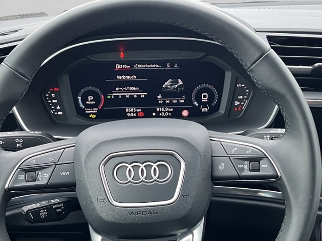 Audi Q3 35 TDI S-Tronic