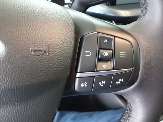 Ford Focus /  Panorama/ AT / Sitz-Lenkradheizung