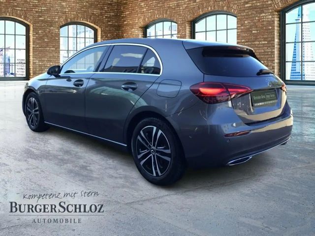 Mercedes-Benz A 200 A 200 d Progressive