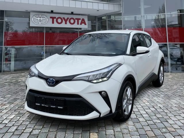 Toyota C-HR Flow