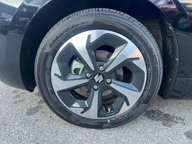 Suzuki Swift Flash Hybrid