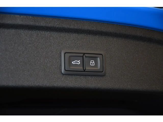 Audi A3 40 TFSI Quattro S-Tronic Sedan