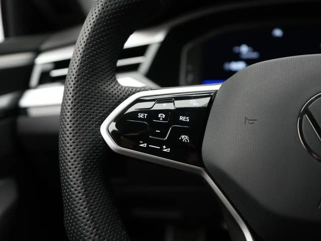 Volkswagen Arteon IQ.Drive R-Line