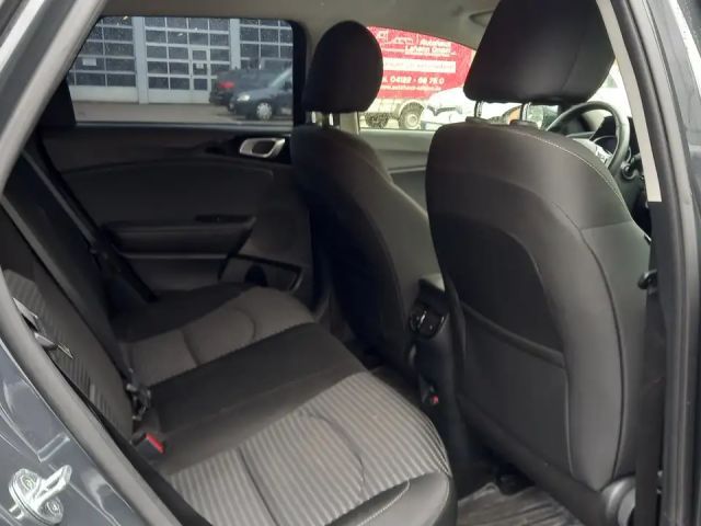 Kia Ceed Hybrid PHEV SportWagon Vision